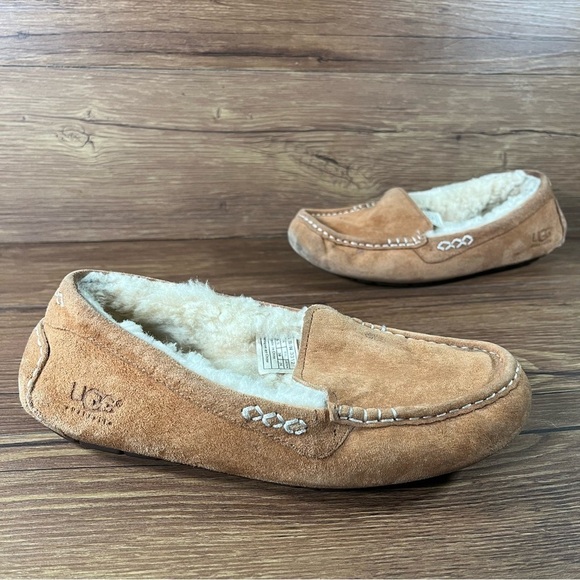 UGG Ansley Slip-On Suede Moccasins Brown Slippers Women’s Size 7 Shoes - Picture 10 of 10